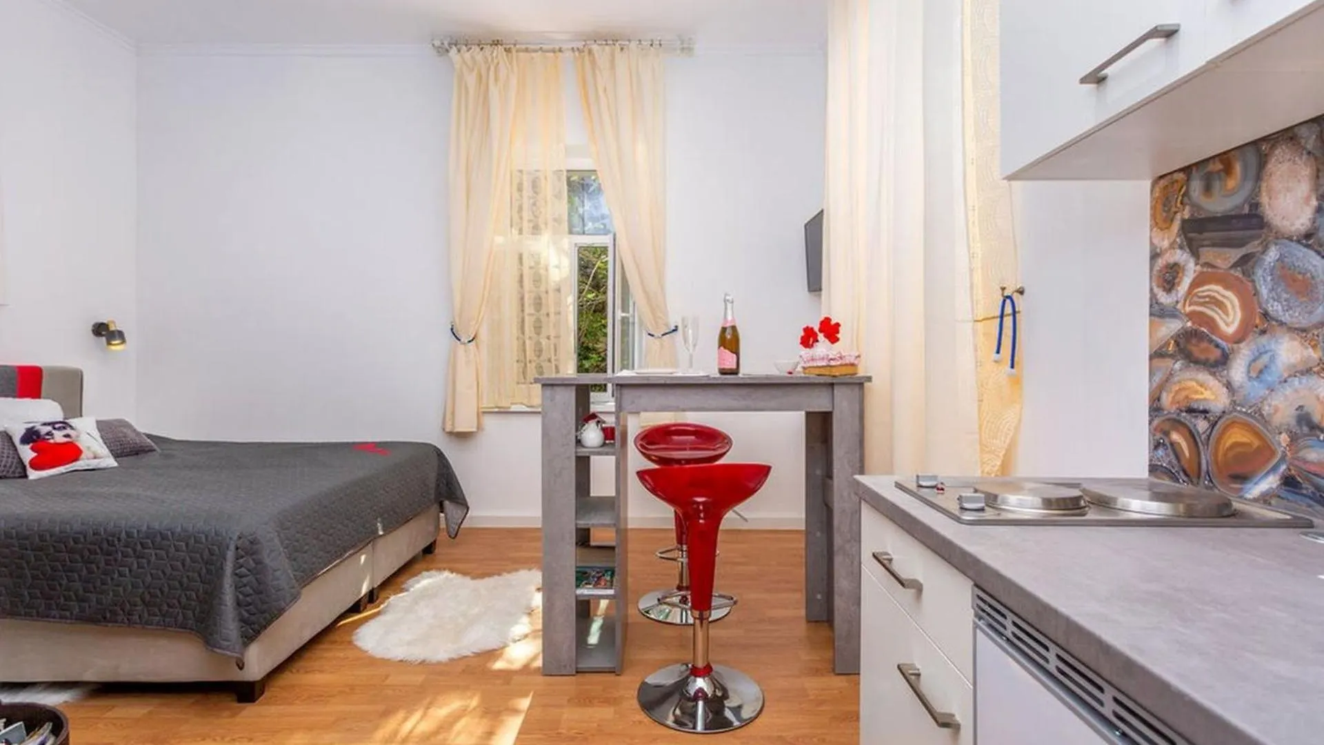 Apartment Studio Rooms Bakar