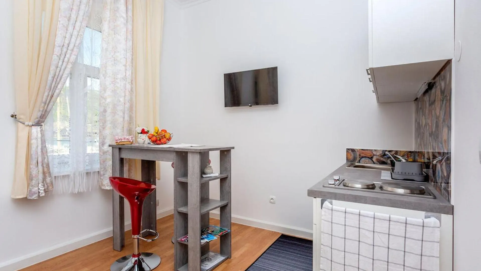 Studio Rooms Bakar 0*,
